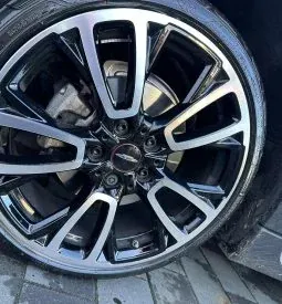 Refurbished alloy wheel after scuff and scratch repair